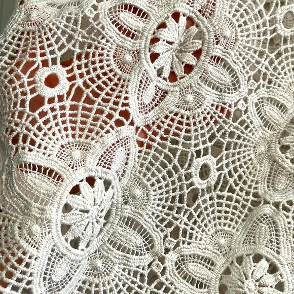 Lace Tank - Picture 3 of 3